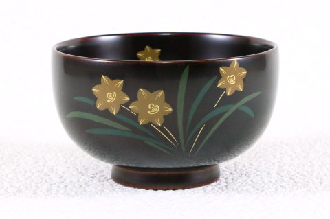 汁椀 切立 溜塗 蒔絵 花水木 のサイド
