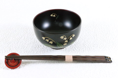 汁椀 切立 溜塗 蒔絵 すずらん と 箸